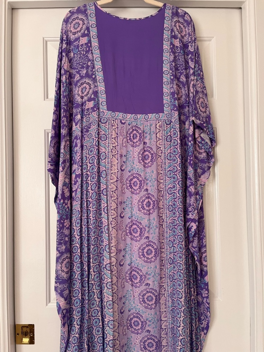 Spell Sannah Maxi Caftan/Gown, size M, Lavender - Picture 4 of 6